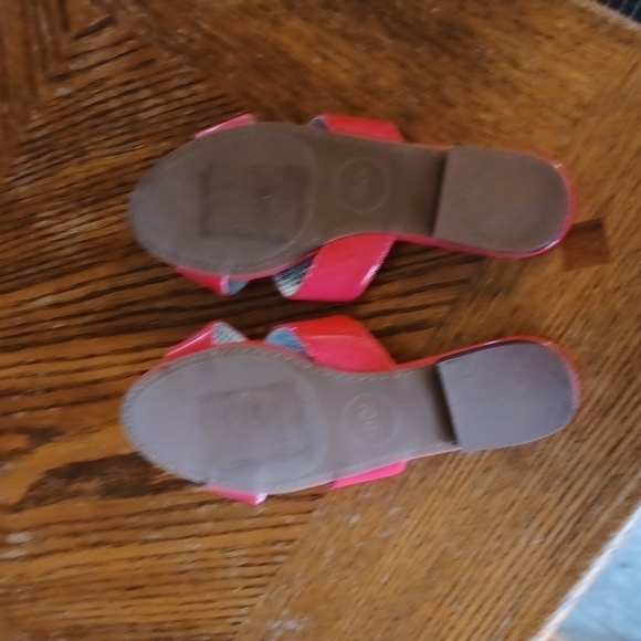 BRYERS 1901 CRISS-CROSS SLIP ON  SANDALS. - Picture 5 of 7